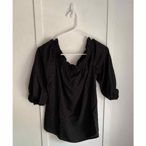 Vince Camuto Puff Sleeve Polka Dot Print Top - Picture 6 of 8